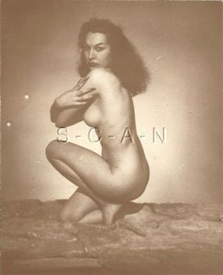 Vintage 1940s - 50s Nude Pin Up Rp - Endowed Skinny Woman - Crosses Arms