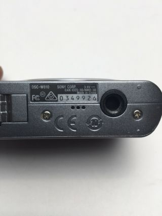 Sony 20.  1 MP Digital Camera with 6x Optical Zoom 7