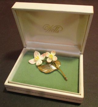 Nos Vintage Wells Flowery Brooch - Pin W/ Box Lovely Gold - Plated Collectible