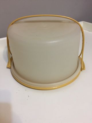 Large Vintage Tupperware Cake Taker Container Carrier Holder Handle 683 - 2/684 - 2