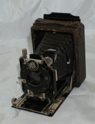 Ihagee 6.  5x9cm Folding Plate Camera W/ Meyer Gorlitz Trioplan Lens