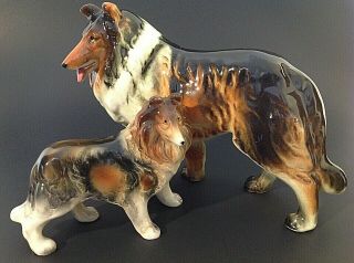 VINTAGE VICTORIA CERAMICS COLLIE DOG FIGURINES SET OF 2.  7 1/2 AND 4 1/2 INCHES 2