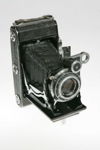 Russian Krasnogorsk Moscow 2 120 Roll Film Folding Camera Ikonta K3010 Old