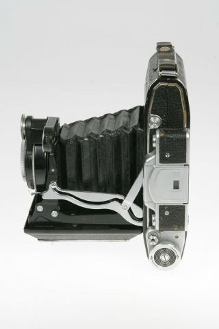 RUSSIAN Krasnogorsk Moscow 2 120 Roll Film Folding Camera Ikonta K3010 old 7