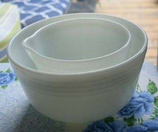 2 Vintage Pyrex White Milk Glass Mixing Bowls,  One Has Pour Spout