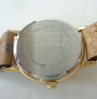 Vintage Delma Swiss Made Quartz Ladies Gold Tone Moonphase Watch battery 7