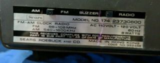 Vintage SEARS Flip Number Alarm Clock AM/FM Radio - Model 174.  23730600 7