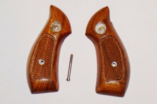 Vintage Smith & Wesson Wood J Frame Round Butt Pistol Grips