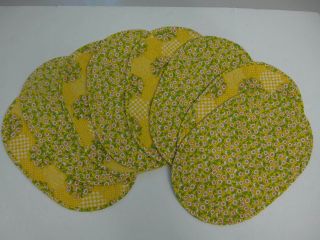 Set 8 Vintage Retro Placemats 70s? Oval Cloth Quilted Floral Daisy Yellow Green