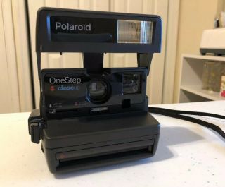 Vintage Polaroid One Step Close Up 600 Instant Film Camera W/ Strap