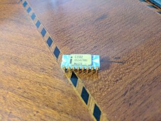 Vintage Intel Grey C2102 Static Ram Chip
