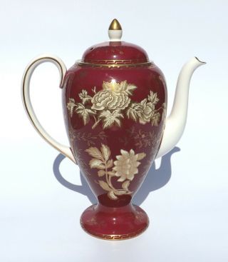 Vintage Wedgwood Porcelain Ruby Tonquin Pattern Coffee Pot - Lovely 3