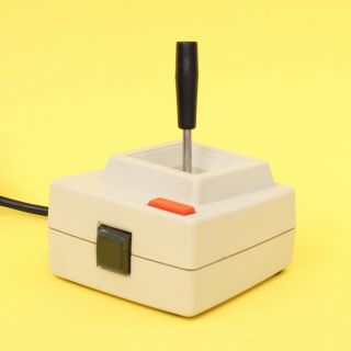 Vintage Generic 2 - Button Joystick For The Apple Ii [2],  Iie,  Ii Plus [dip - 16]
