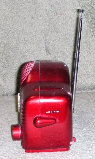 Vintage Portable Battery Powered TUCKY Accent AM/FM Radio Art Deco Classic 4