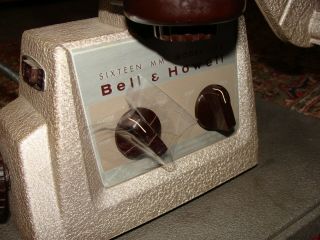 Vintage BELL & HOWELL 16MM FILM PROJECTOR Model 173 2