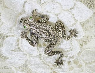 Vintage French Art Deco Sterling Silver Frog Brooch Marcasite & Green Paste