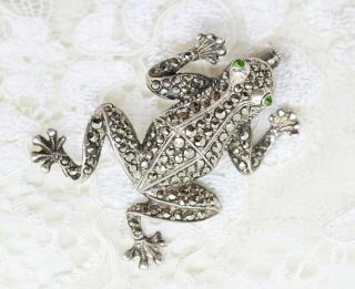 VINTAGE French ART DECO Sterling Silver FROG Brooch MARCASITE & Green Paste 2