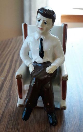 Vintage President John F.  Kennedy & Rocking Chair Figurine Salt & Pepper Shakers
