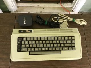 Zenith Data Systems Ztx - 11 - Z Keyboard With Power Supply & Cable