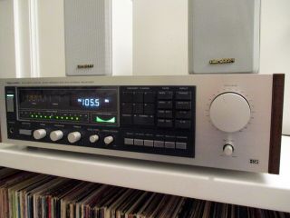 Audiophile Realistic STA - 2270 Stereo Receiver Digital Synthesized Tuner 2