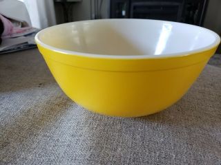 Pyrex Bright Yellow Stacking Vintage Mixing Bowl Usa 403 2 1/2 Qt
