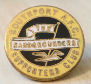 Southport Fc Vintage Supporters Club Badge Brooch Pin In Gilt 25mm X 25mm