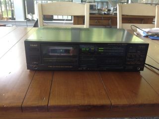 Teac R - 888x 3head Auto Reverse Cassette Deck Dolby B.  C.  Dbx,  100 - 240v
