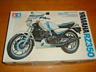 Vintage 1/12 Scale Tamiya Model Yamaha Rz350 Motorcycle Kit 1404