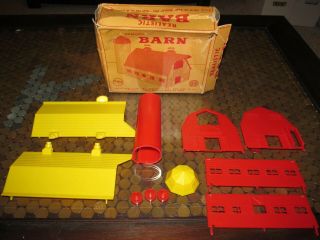 Vintage Marx Marxville O Scale Train Plastic Barn Kit W/ Box Complete