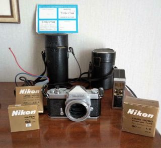 Nikon Nikkormat Slr Camera,  2 Lenses,  Flash,  Filters,  Arrying Case Hoya