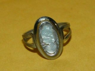 Vtg Designer " 925 " Sterling Silver W/ Carved Mother Of Pearl Cameo Ring Size 7