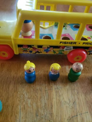 Vintage Fisher - Price Little People School Bus pull toy with 7 Wooden People 3