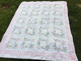 Vintage Handmade Hand Stitch Quilts Shabby Wreath Pastel Triangle Chic