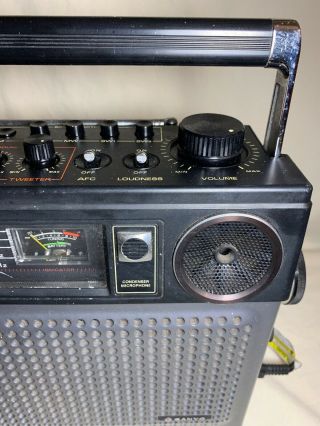 Vintage Sanyo Model M9800t Radio Cassette Recorder w/ FM 5 Bands - READ 2
