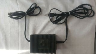 Commodore 64 Power Supply P/n 251053 - 02 With 4 Round Pin Connector