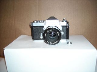 Vintage Black Nikkormat Camera Nikkor - H - C Auto 1:2 F - 50mm Nikon Lens