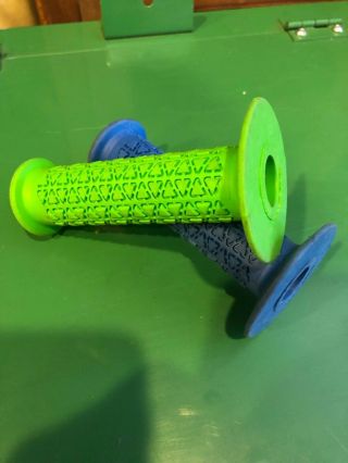 Ame Triangle Vintage Racing Blue & Green Bmx Grips Mismatched Pair
