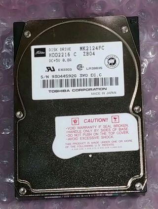 Vintage Toshiba HDD2216 130MB 4200RPM IDE/PATA 2.  5in Hard Disk Drive Powered Bus 3