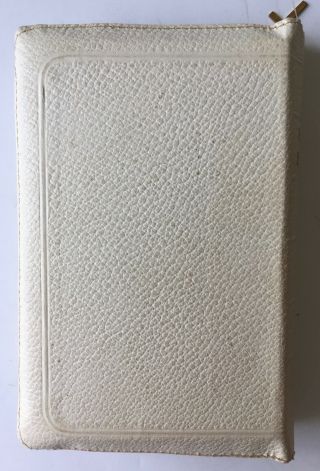 KJV HOLY BIBLE White Leather Case Zipper Gold Cross World Illustrated VTG 2
