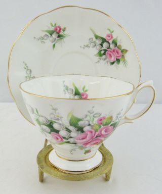 Vintage Royal Albert Tea Cup & Saucer " Lily Of The Valley” Pink Roses England