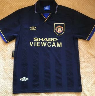 Vintage Umbro Manchester United Away Football Shirt Medium 93/95 Sharp Viewcam