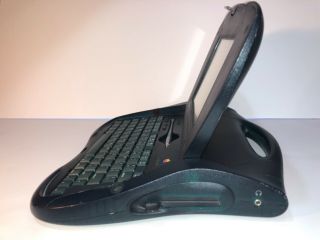 Apple 1997 eMate 300 Newton Vintage Computer with Stylus 4