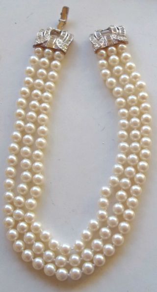 Carolee Vintage Necklace Creamy Pearls Pave Ice Rhinestone Clasp High Fashion Ch