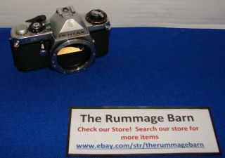 Vintage Pentax Me 35mm Slr Camera Body - - -