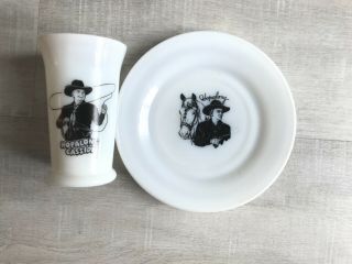 Vtg Hopalong Cassidy 2 Pc Set Milk Glass Tumbler And Plate Cowboy 1940 - 1950’s