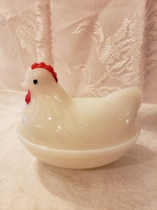Vintage Smaller White Milk Glass Red Comb Hen Chicken on Nest Candy/Trinket Dish 3
