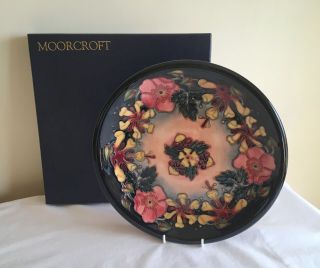 Vintage Moorcroft Pottery Tube Lined Stunning " Oberon " Flowers Plate Boxed