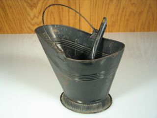 Vintage Child’s Tin Toy Coal Scuttle Coal Bucket And Shovel Black Enamel 18401