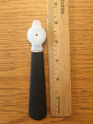 VINTAGE PAMPERED CHEF COOK ' S CORER STRAWBERRY TOMATO PEPPERS HULLER 1175,  CAP 2