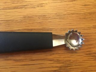 VINTAGE PAMPERED CHEF COOK ' S CORER STRAWBERRY TOMATO PEPPERS HULLER 1175,  CAP 5
